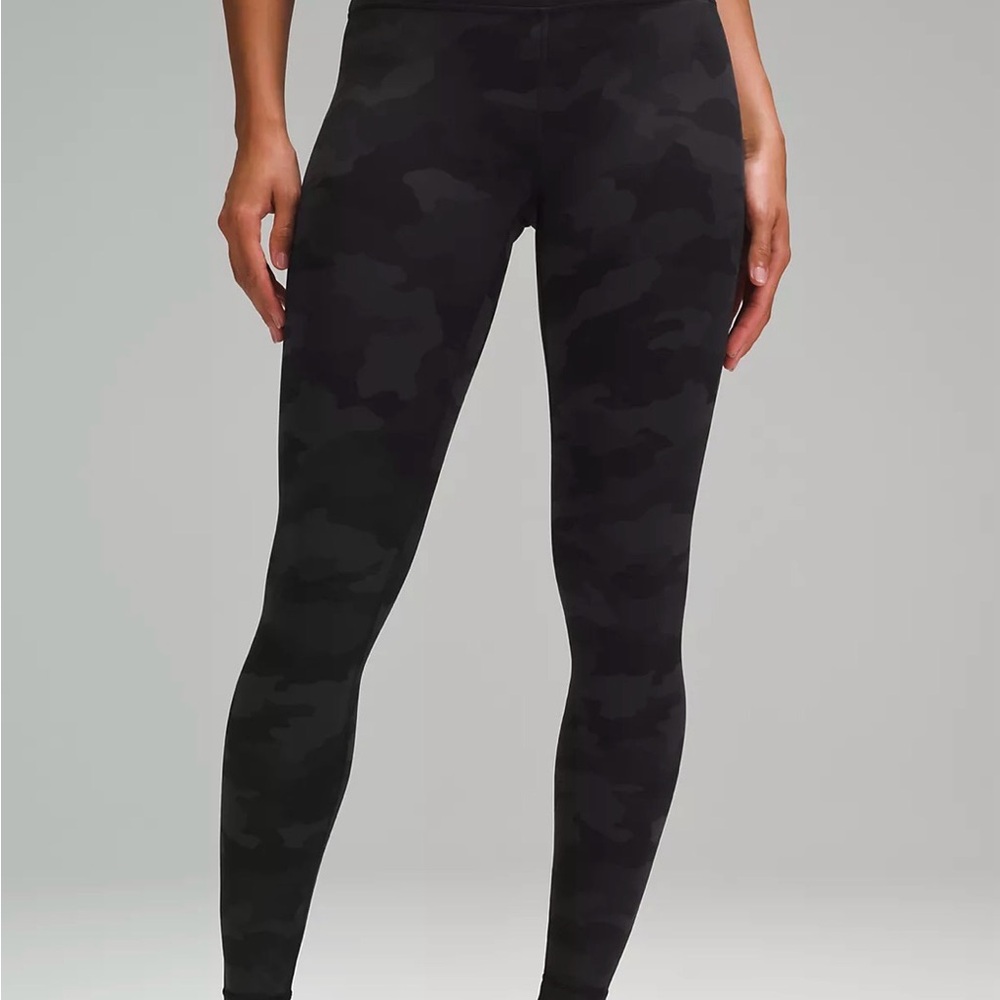Lululemon Women's Black Camouflage Leggings